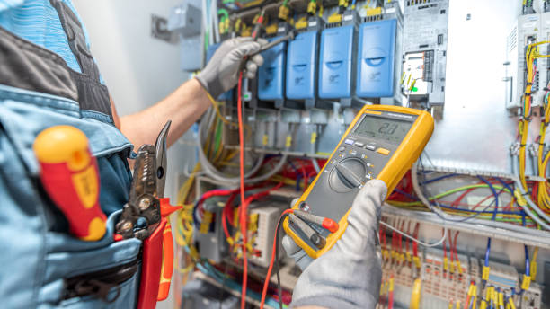 Healdsburg, CA Electrician Pros